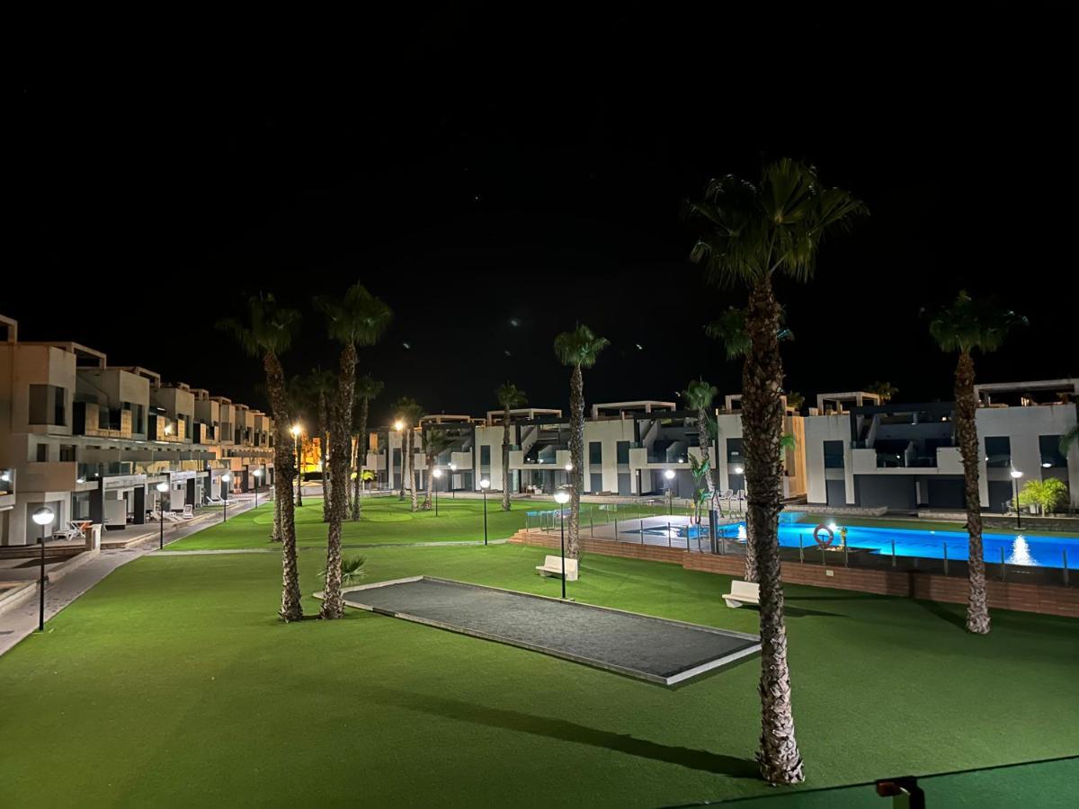 Oasis Beach Relax Guardamar del Segura Buitenkant foto